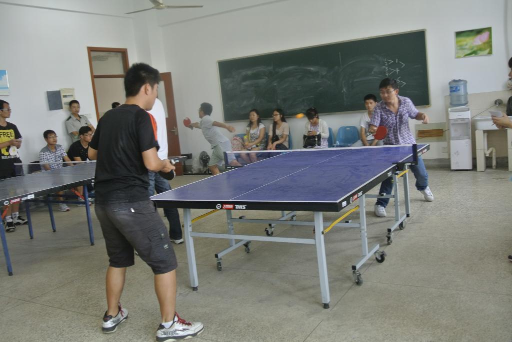 “研途有理”体育嘉年华乒乓球赛
