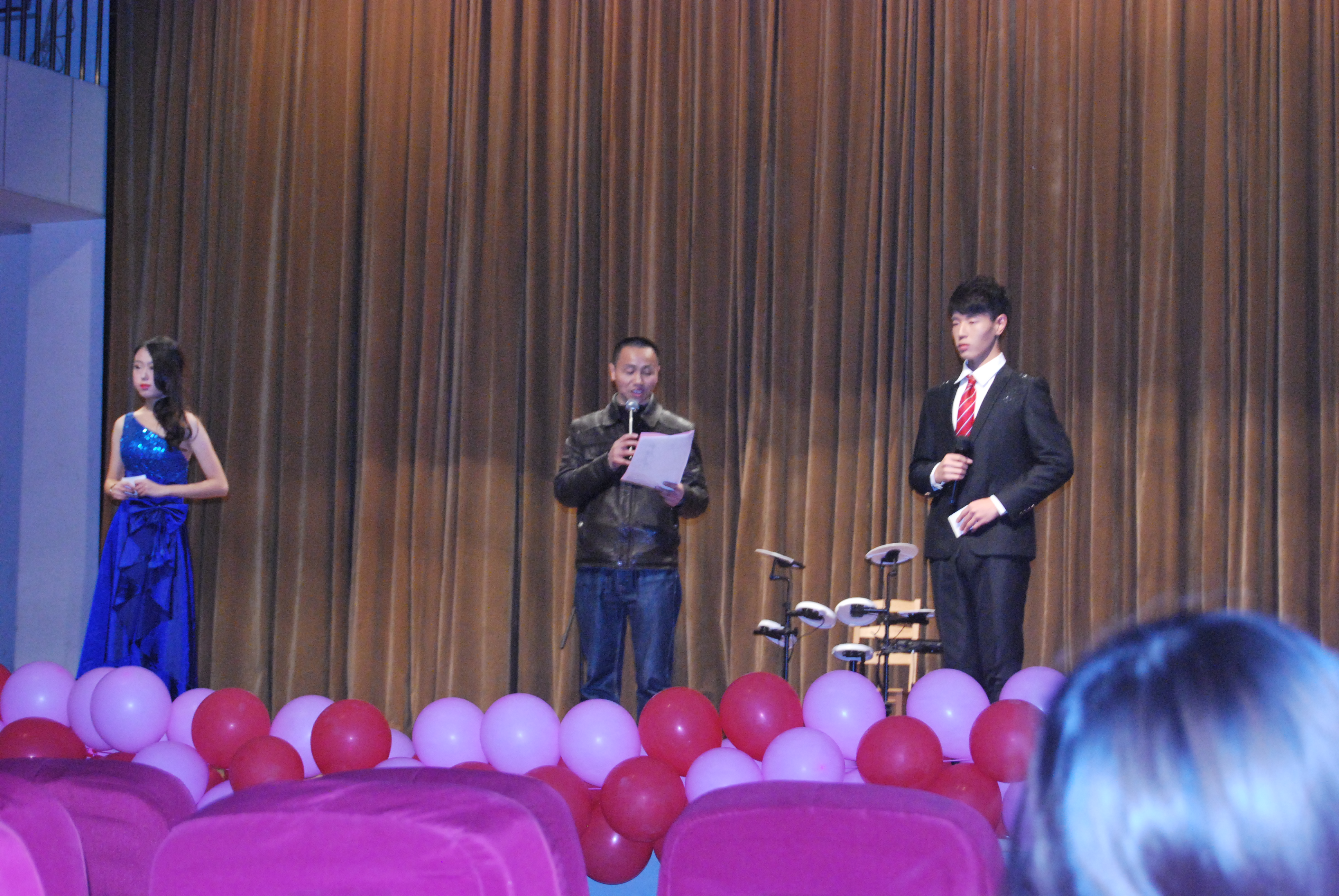 “梦理花开，灼灼盛放”我院2015年迎新晚会隆重举行