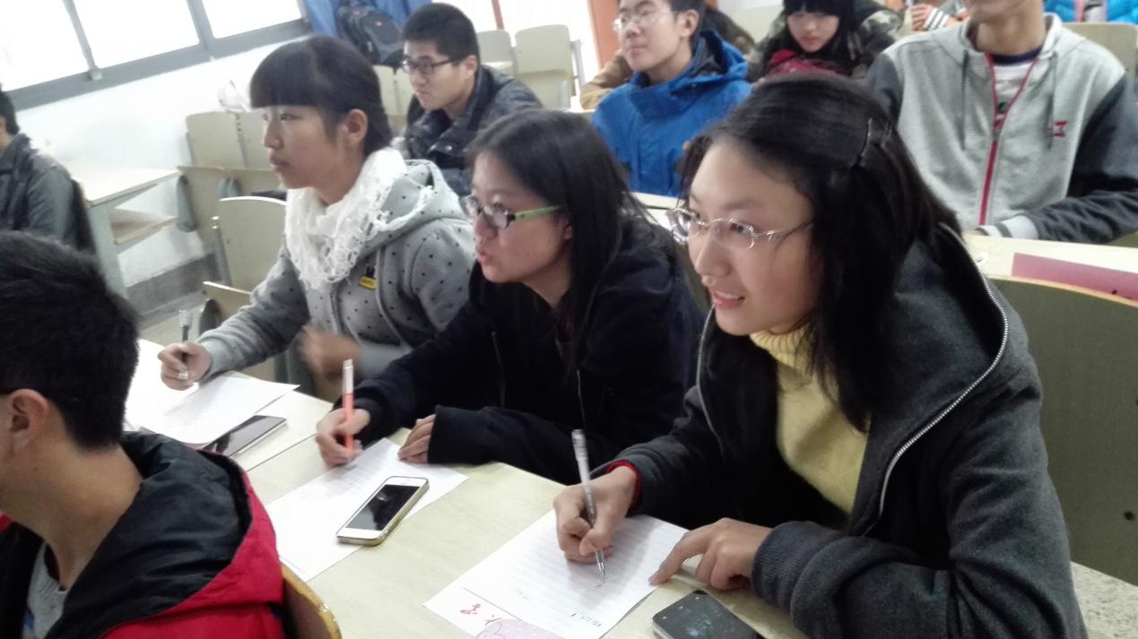 数理文化重磅来袭，科技竞赛趣味盎然——我院成功举办第五届数理文化节
